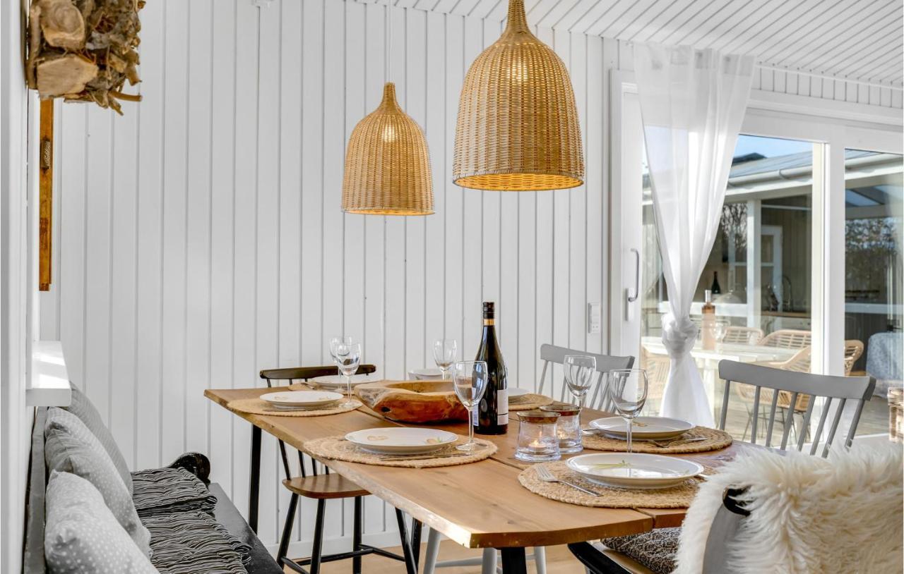Lovely Home In Otterup With Kitchen Exterior foto