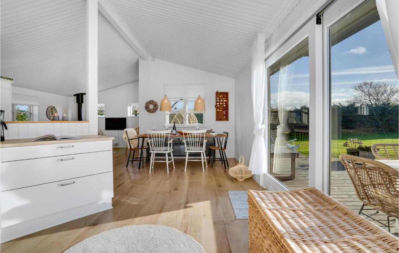Lovely Home In Otterup With Kitchen Exterior foto